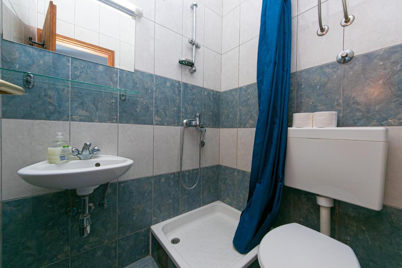 Apartments With A Parking Space Gradac, Makarska - 14708 Exterior foto