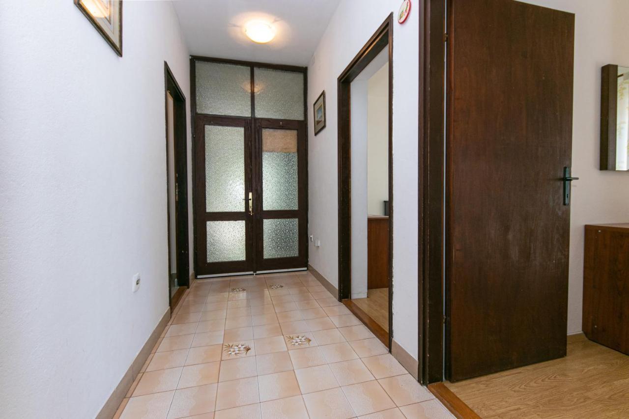 Apartments With A Parking Space Gradac, Makarska - 14708 Exterior foto